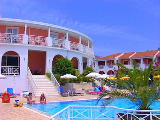 Bitzaro Palace Kalamákion